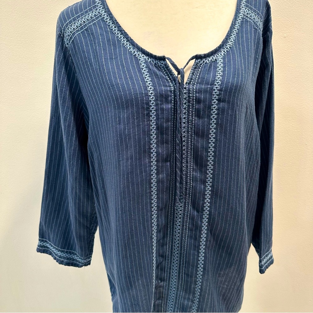Eddie Bauer Navy Blue Pinstripe Peasant Tunic - Picture 2 of 10
